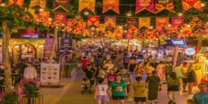 Tổng quan về khu chợ đêm Hạ Long sầm uất