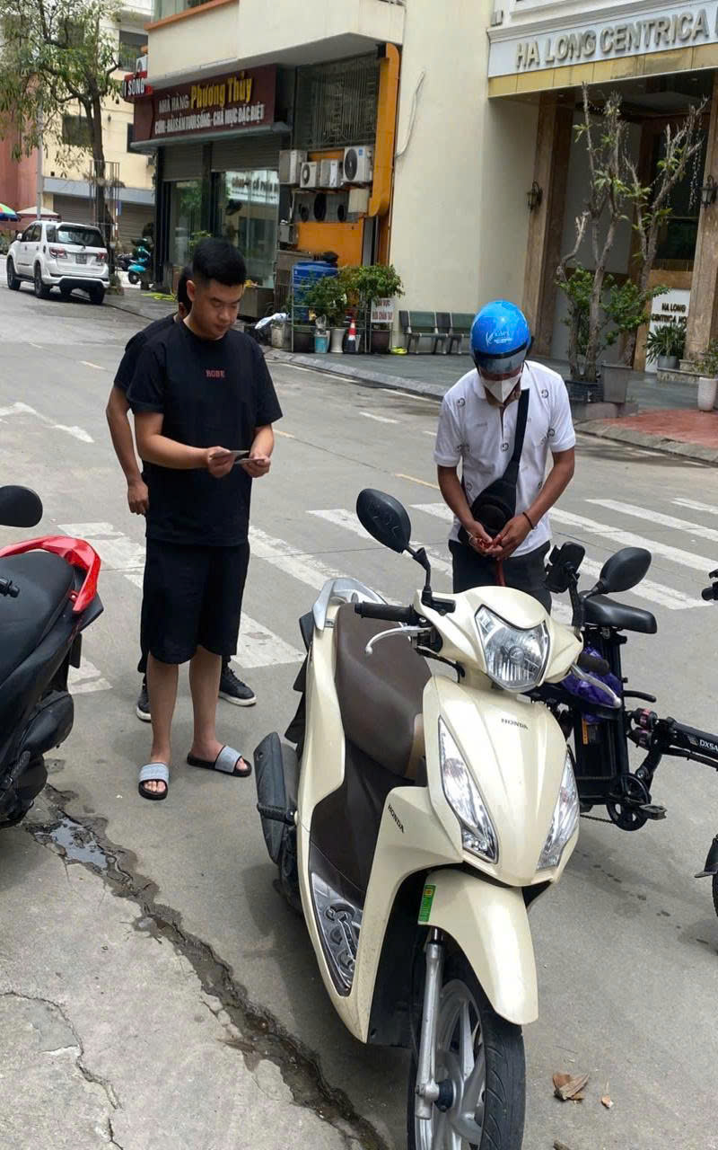 Gợi ý địa điểm thuê xe máy để khám phá chợ Hạ Long 2