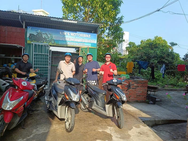 Gợi ý địa điểm thuê xe máy tự khám phá bãi tắm Bãi Cháy